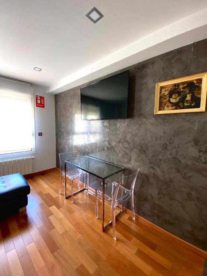 Grand Plaza Vega Apartment Burgos Exterior photo