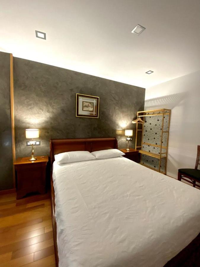 Grand Plaza Vega Apartment Burgos Exterior photo